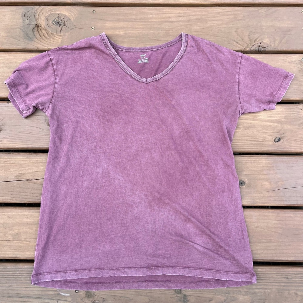 Aerie T-Shirt Short Sleeve Tee V Neck Oversized Distressed Plum Purple Medium